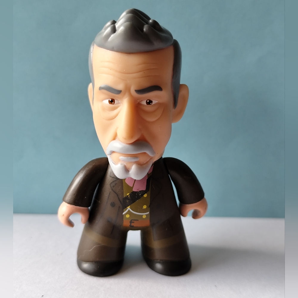 3/$25💙Doctor Who Titans The War Doctor Vinyl Figure
